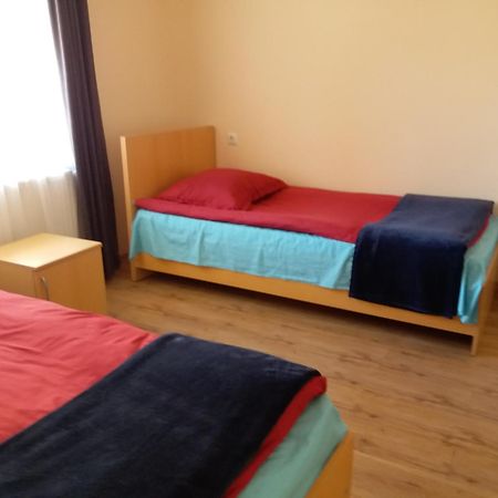 Guest House Qubi Kazbegi Szoba fotó