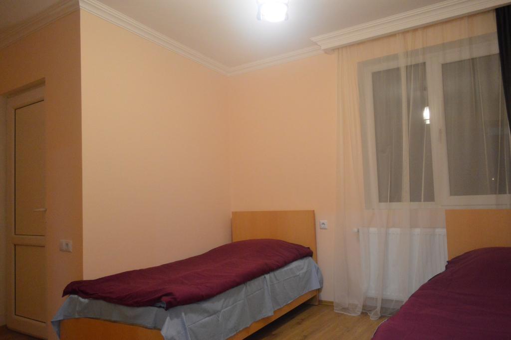 Guest House Qubi Kazbegi Kültér fotó