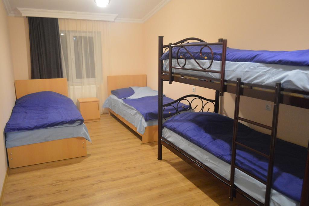 Guest House Qubi Kazbegi Kültér fotó