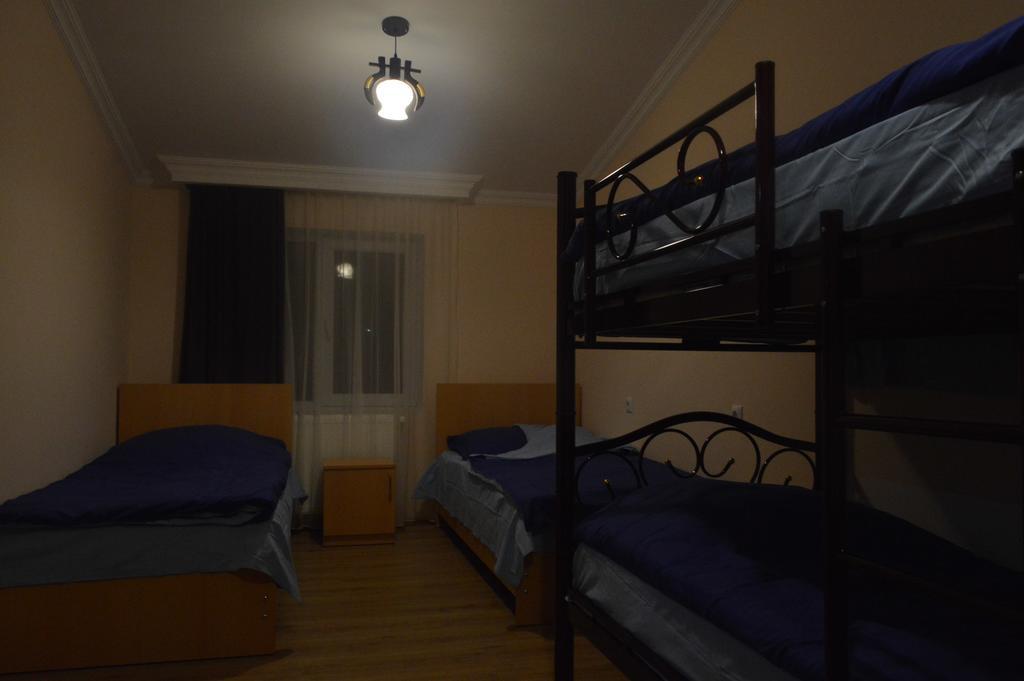 Guest House Qubi Kazbegi Kültér fotó