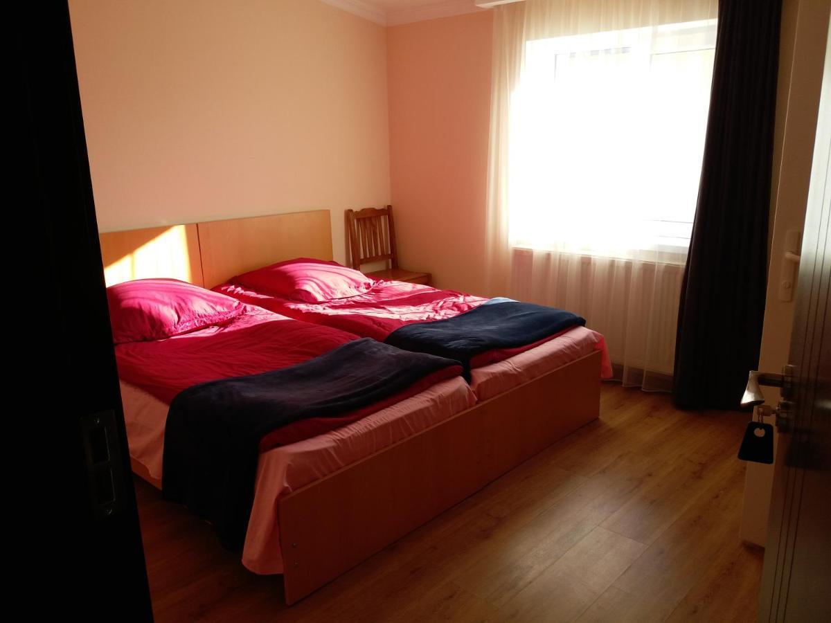 Guest House Qubi Kazbegi Kültér fotó